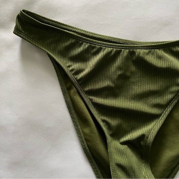No Boundaries PQD Cheeky High Leg Ribbed Naples Green Swim Bottoms L 12-14 NWT - Picture 3 of 13